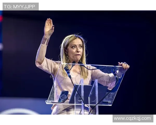 法国足球明星的妻子们她们的魅力与风采揭秘 法国足球明星的妻子们她们的魅力与风采揭秘