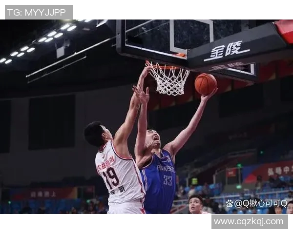 北京篮球队中路突破战术解析与球员表现分析 北京篮球队中路突破战术解析与球员表现分析